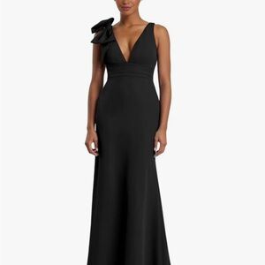 Elegant Black Evening Gown